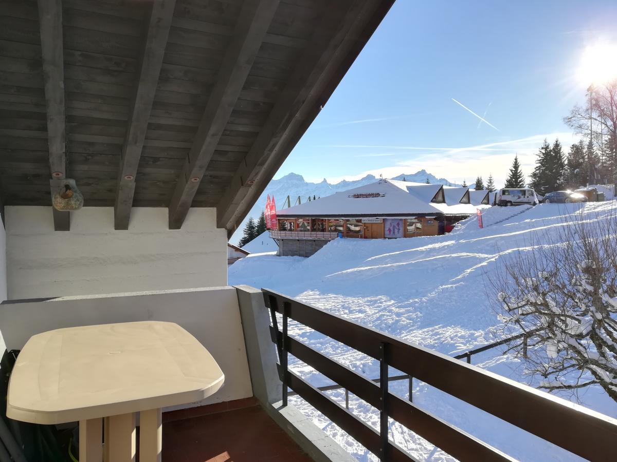 Romantic Chalet-Style Flat With Mountain View Torgon Bagian luar foto