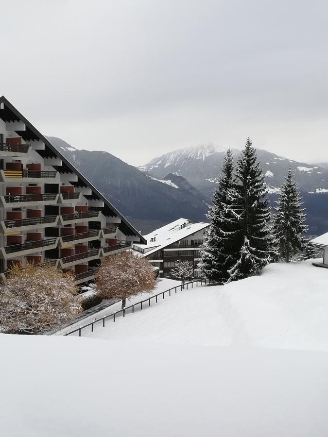 Romantic Chalet-Style Flat With Mountain View Torgon Bagian luar foto