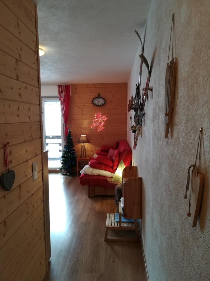 Romantic Chalet-Style Flat With Mountain View Torgon Bagian luar foto