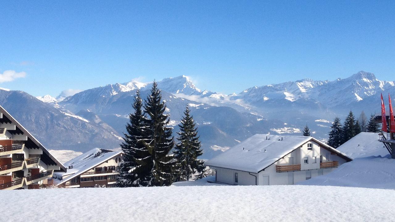 Romantic Chalet-Style Flat With Mountain View Torgon Bagian luar foto